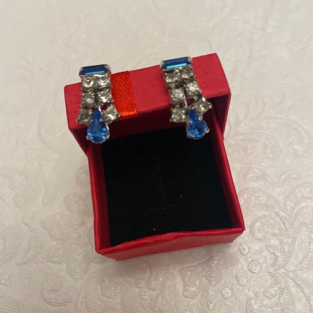 Vintage Screw Back Rhinestone Earrings
